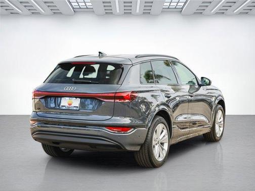 2025 Audi Q6 e-tron Premium