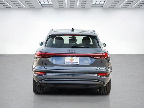 2025 Audi Q6 e-tron Premium