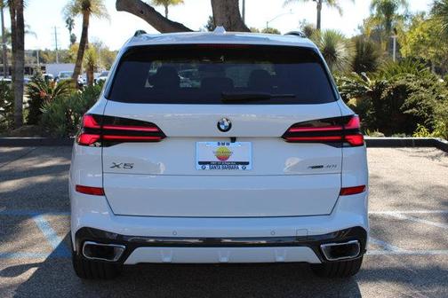 2026 BMW X5 sDrive40i