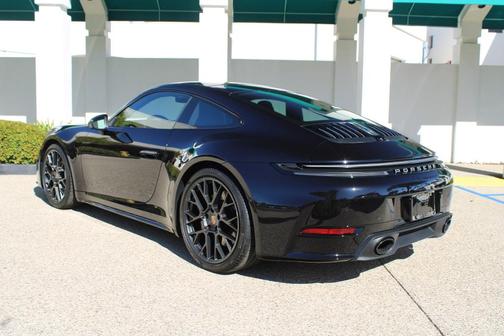 Jet Black Metallic 2026 Porsche 911 Carrera 4S