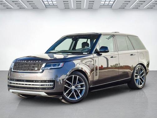 2025 Land Rover Range Rover SE