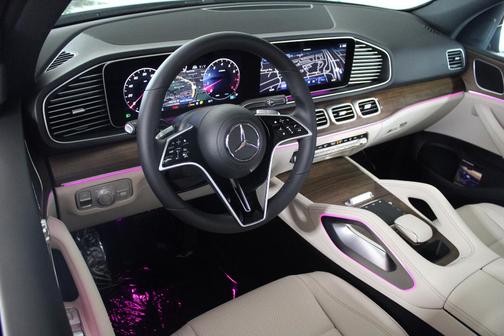 Obsidian Black Metallic 2026 Mercedes-Benz GLE 580 AWD 4MATIC