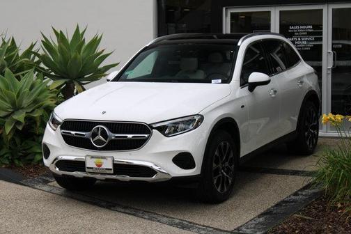 2025 Mercedes-Benz GLC 350e Base 4MATIC
