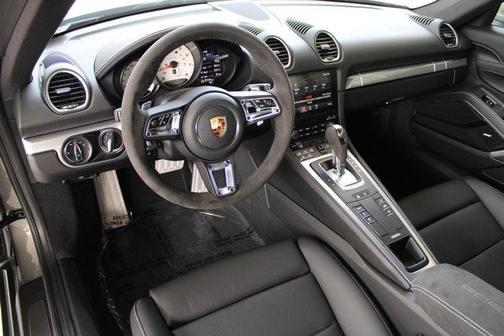 2025 Porsche 718 Cayman Style Edition