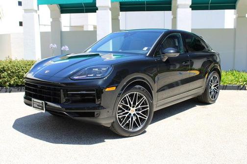 2025 Porsche Cayenne Base
