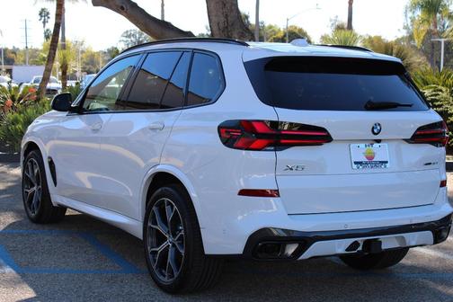 Alpine White 2026 BMW X5 xDrive40i