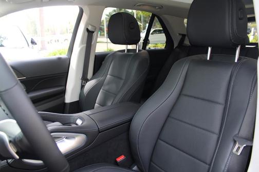 Twilight Blue Metallic 2026 Mercedes-Benz GLE 350 Base 4MATIC