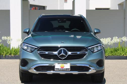 Verde 2026 Mercedes-Benz GLC 300 Base