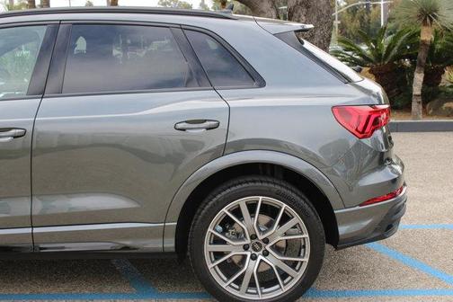 2025 Audi Q3 45 S line Premium