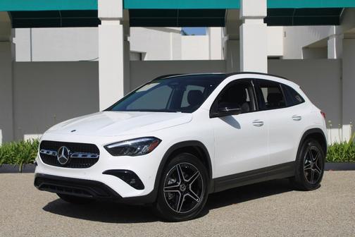 Polar White 2026 Mercedes-Benz GLA 250 Base