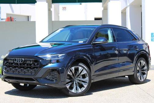 2025 Audi Q8 Premium