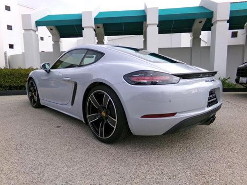 2025 Porsche 718 Cayman S