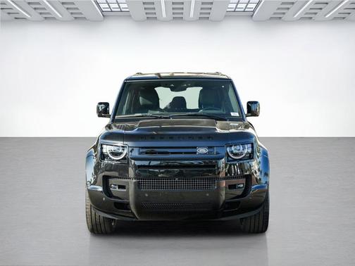 Santorini Black 2026 Land Rover Defender P400 X-Dynamic SE