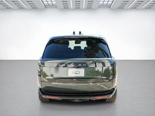 Belgravia Green 2026 Land Rover Range Rover P530 SE 7 Seat