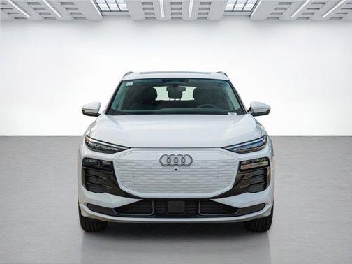 2025 Audi Q6 e-tron Premium