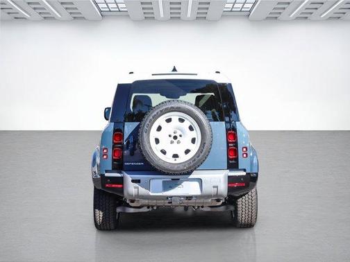 2025 Land Rover Defender P300