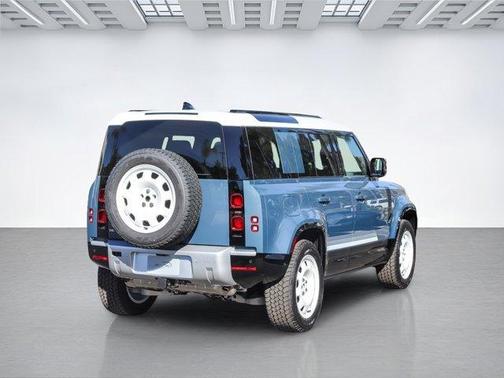 2025 Land Rover Defender P300