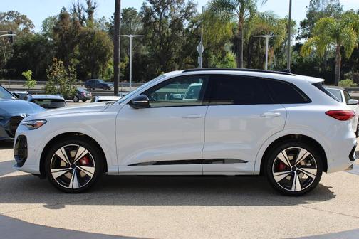 Glacier White Metallic 2026 Audi SQ5 3.0T Premium Plus