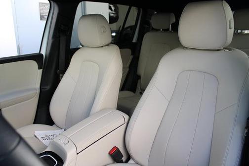 2025 Mercedes-Benz GLB 250 GLB 250