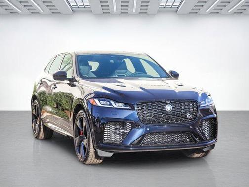 2025 Jaguar F-PACE SVR 575 Edition