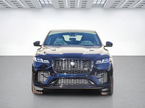 2025 Jaguar F-PACE SVR 575 Edition