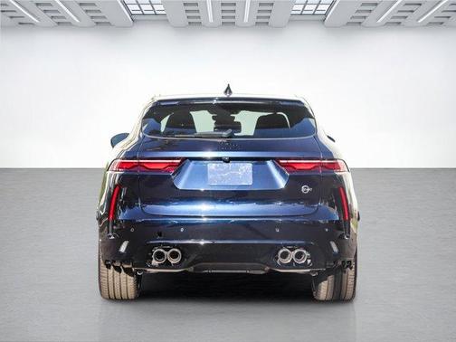 2025 Jaguar F-PACE SVR 575 Edition
