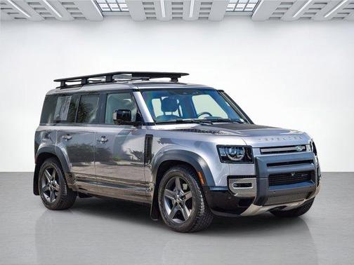 2022 Land Rover Defender 110 X-Dynamic SE