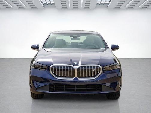 2025 BMW i5 eDrive40