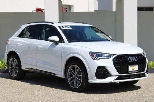 2025 Audi Q3 Premium