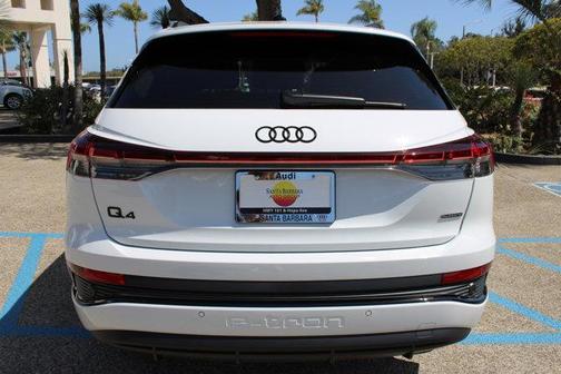 2025 Audi Q4 e-tron 55 quattro Premium
