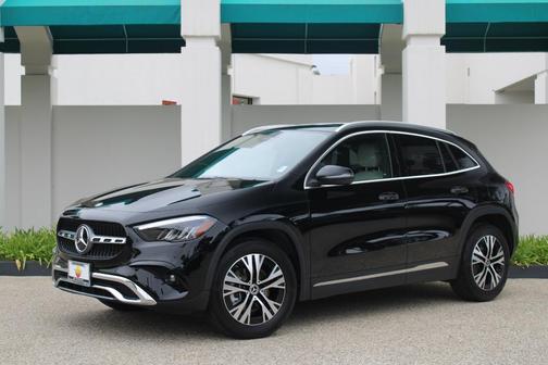 Midnight Black 2026 Mercedes-Benz GLA 250 Base