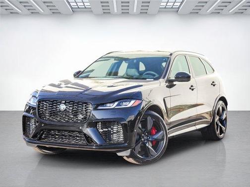 2025 Jaguar F-PACE SVR 575 Edition