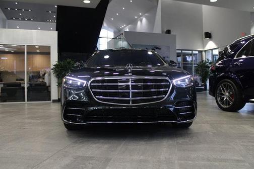 Emerald Green Metallic 2026 Mercedes-Benz S-Class Base