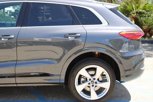 2025 Audi Q5 2.0T quattro Premium