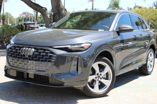 2025 Audi Q5 2.0T quattro Premium