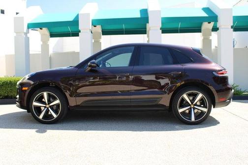 2024 Porsche Macan Base