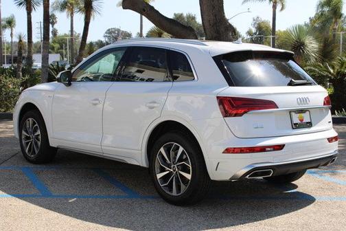 2025 Audi Q5 45 S line Premium