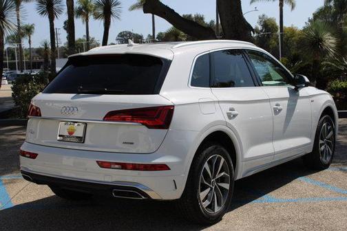 2025 Audi Q5 45 S line Premium