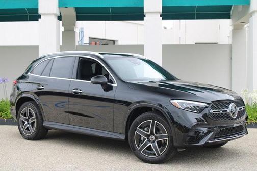 Obsidian Black Metallic 2026 Mercedes-Benz GLC 300 Base