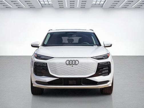 2025 Audi Q6 e-tron Premium