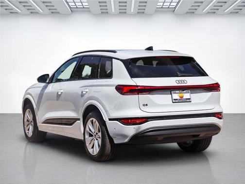2025 Audi Q6 e-tron Premium