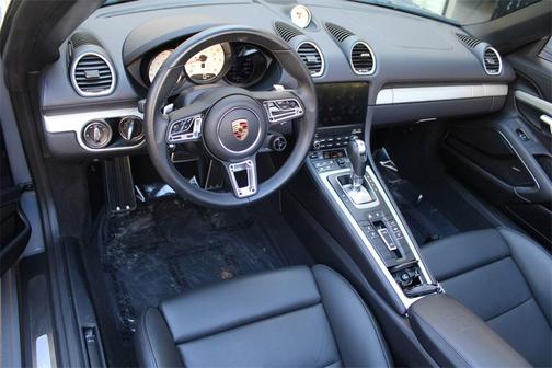 2024 Porsche 718 Boxster S