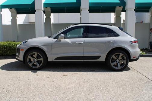 2025 Porsche Macan T