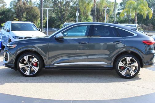 Tambora Flame 2026 Audi SQ5 3.0T Premium Plus