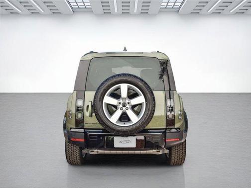 2026 Land Rover Defender S