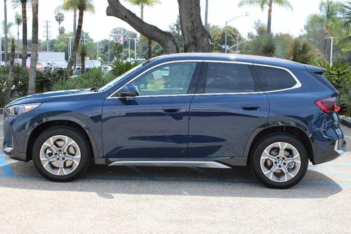 Night 2026 BMW X1 xDrive28i