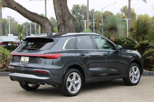2025 Audi Q5 Premium Plus