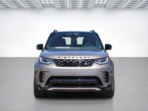 2025 Land Rover Discovery P360 Dynamic SE