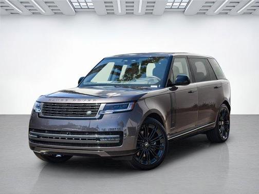 2025 Land Rover Range Rover P530 SE 7 Seat