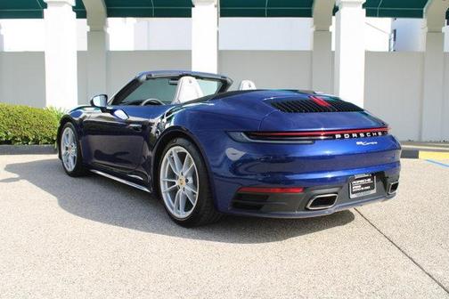 2021 Porsche 911 Carrera